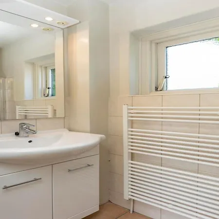 Cozy Texel Retreat With Garden * De Koog (Texel)